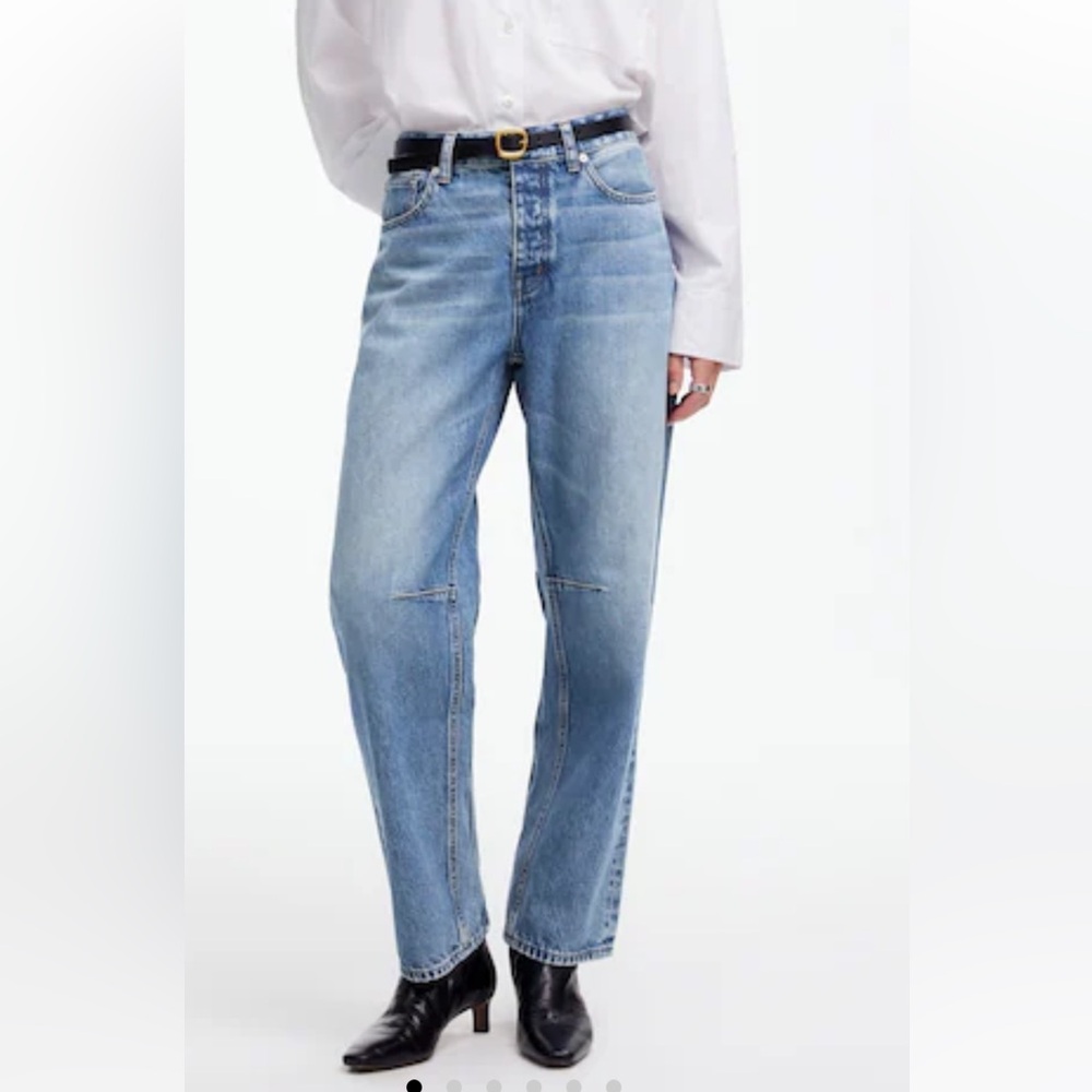 Madewell darted barrel leg Jean size 24